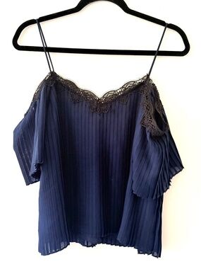 Alive & Olivia Navy Accordion Pleated Top Blouse Lace Trim Strappy Lined Dressy